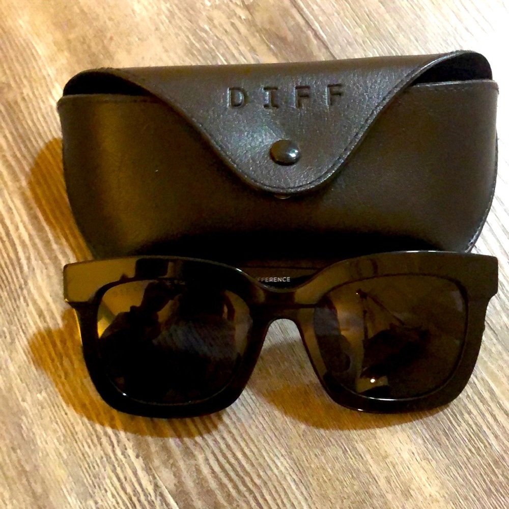 Sunglasses - new!